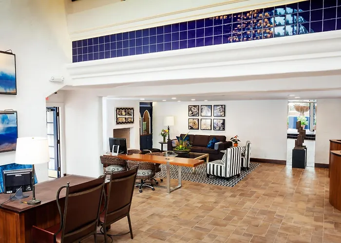 Hotel Pacific